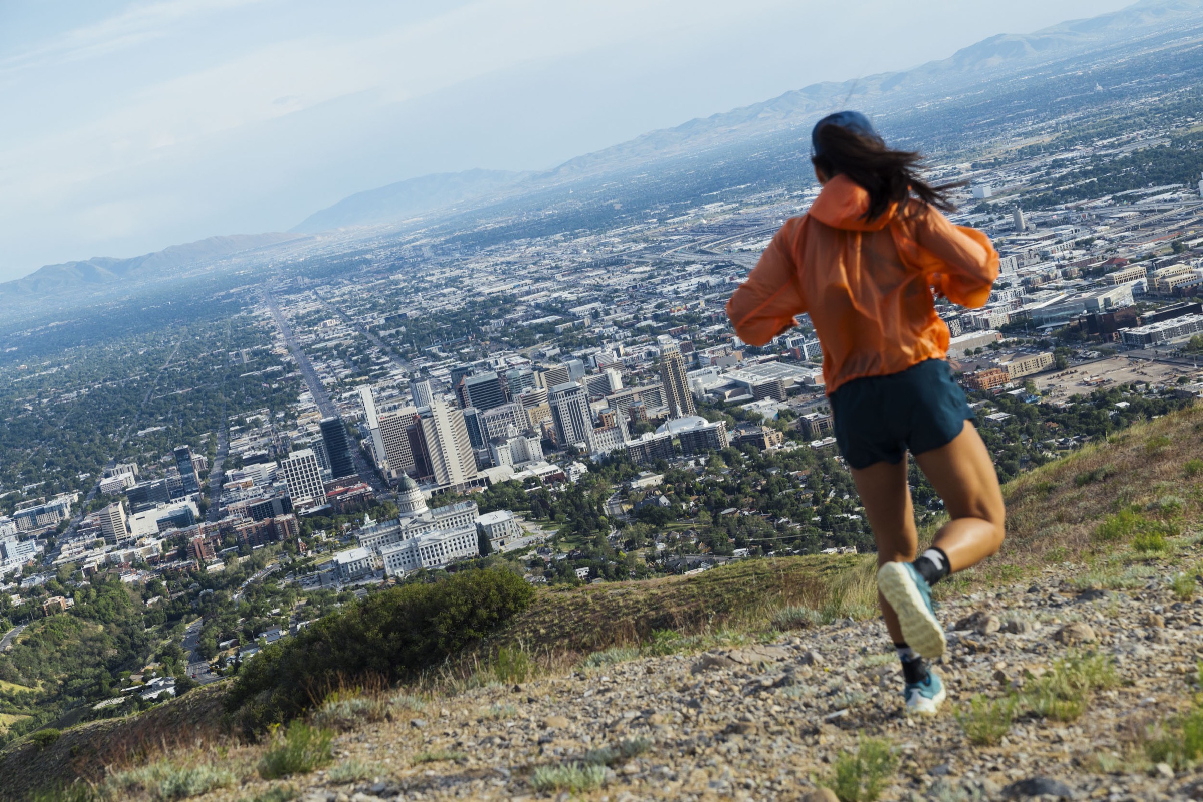 Trail above the city